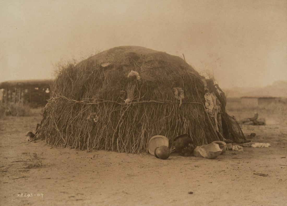 Edward Curtis, Papago Primitive Home, 1907: Edward S. Curtis(1868 - 1952)Papago Primitive Home, 1907platinum printCopyright blind stamp, at lower left on print recto: COPYRIGHTED 1907 BY E.S. CURTISIn negative at lower left on print recto: X229