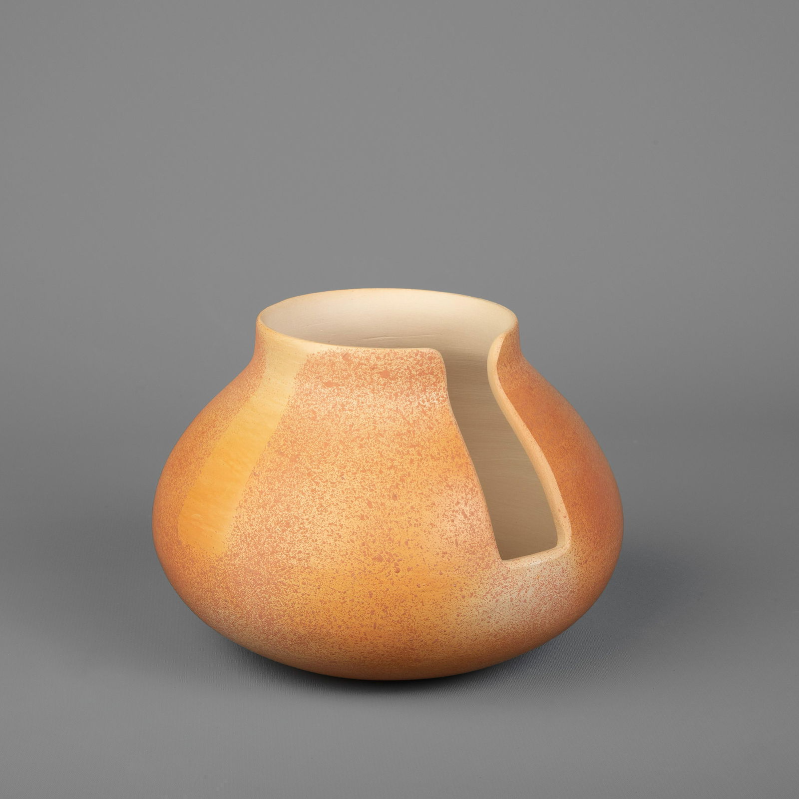 Dextra Quotskuyva Nampeyo, Tanware Pot with Kiva Steps (1 of 5)