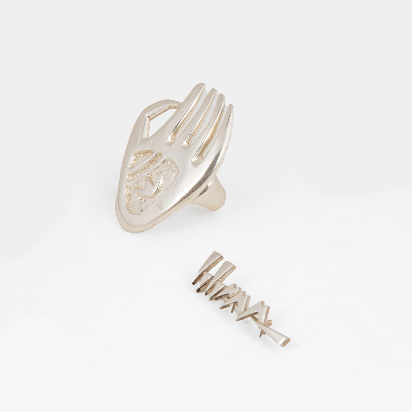 Charles Loloma (Hopi) + Pierre Touraine (French), Large Silver Badger Paw Ring and Loloma Signature (1 of 4)
