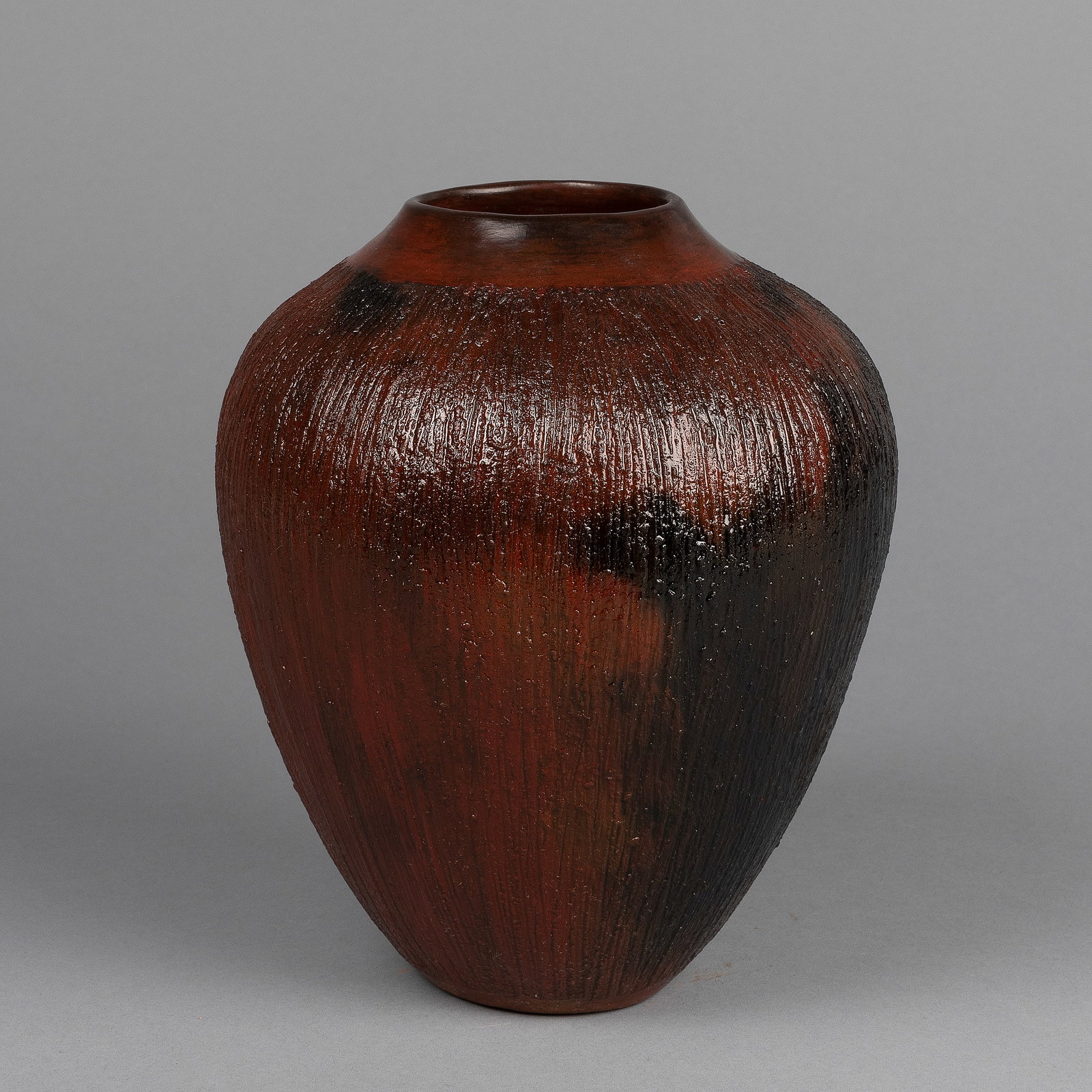 Alice Cling, Jar with Corn Husk Design: Alice Cling (Dine [Navajo], b. 1946) Jar with Corn Husk Design fired clay inscribed: Alice / Cling Height: 8 3/8 x Diameter: 6 3/4 in. (21.3 x 17.1 cm.) Private Collection, California