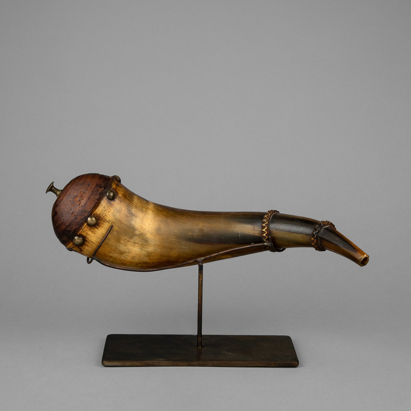 Eastern Woodlands Powder Horn (1 of 4)