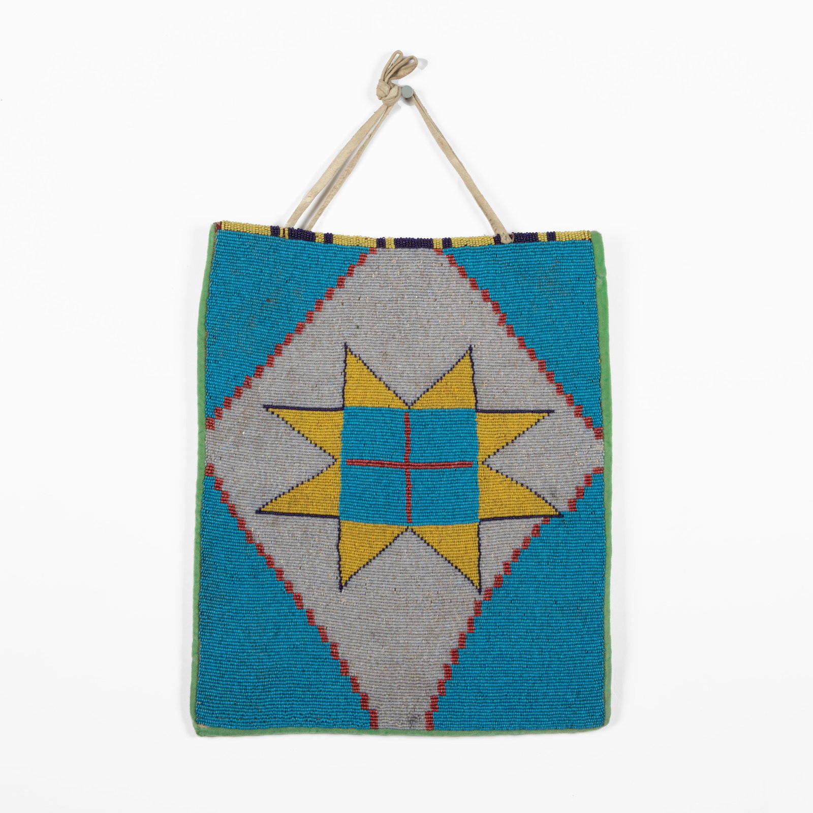 Plateau, Beaded Star Bag (1 of 2)