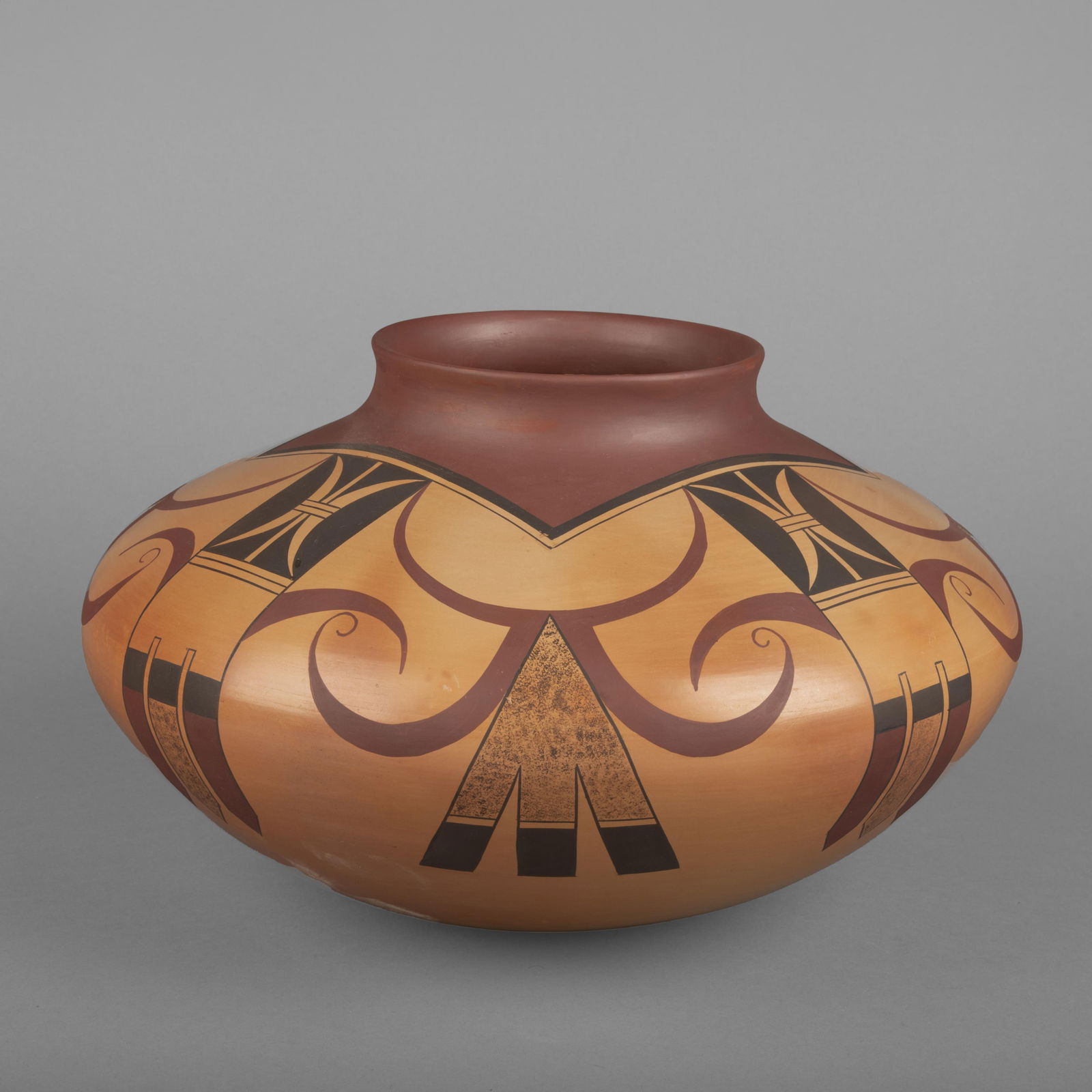 Debbie Clashin, Polychrome Pottery Jar, 2019 (1 of 4)