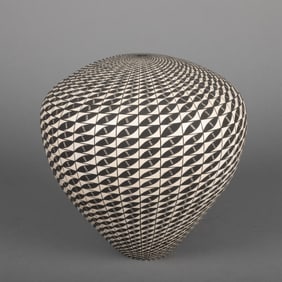 Sandra Victorino, Seed Pot with Black-on-White Geometric Design