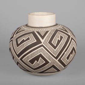 Drew Lewis, Fine Line Pottery Jar, 1999