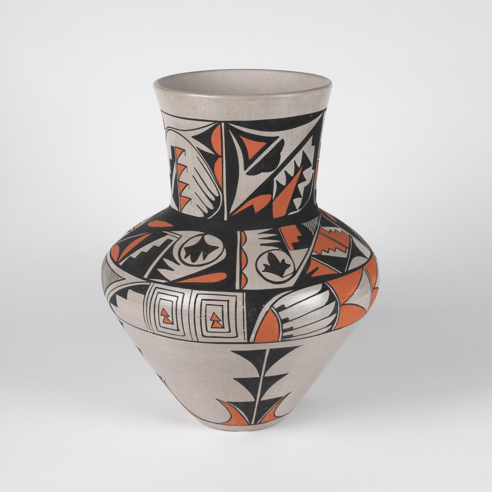 Carmelita Dunlap, Polychrome Vase, 1976 (1 of 3)