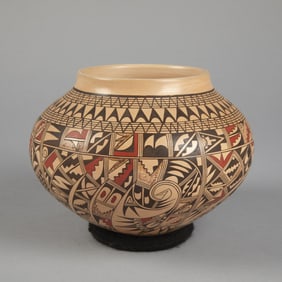Antoinette Silas Honie, Buff Jar with Polychrome Designs