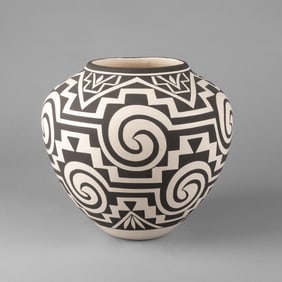 Katherine Victorino, Black on White Pot with Geometric Designs, ca. 2010