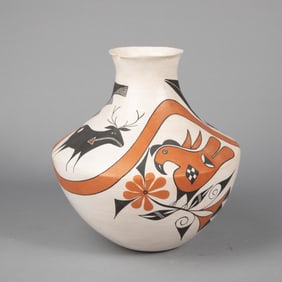 Goldie Hayah, Polychrome Pot with Birds and Heartline Deer