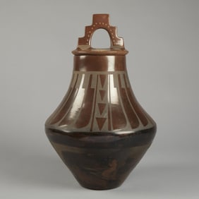 Carmelita Dunlap, Lidded Jar with Feather Designs, ca. 1970