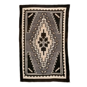 Diné (Navajo), Two Grey Hills Rug