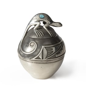 Tony Da, Silver Lidded Lizard Vase, ca. 1975