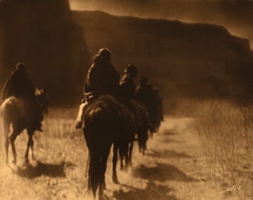 Edward S. Curtis, The Vanishing Race - Navajo, 1904