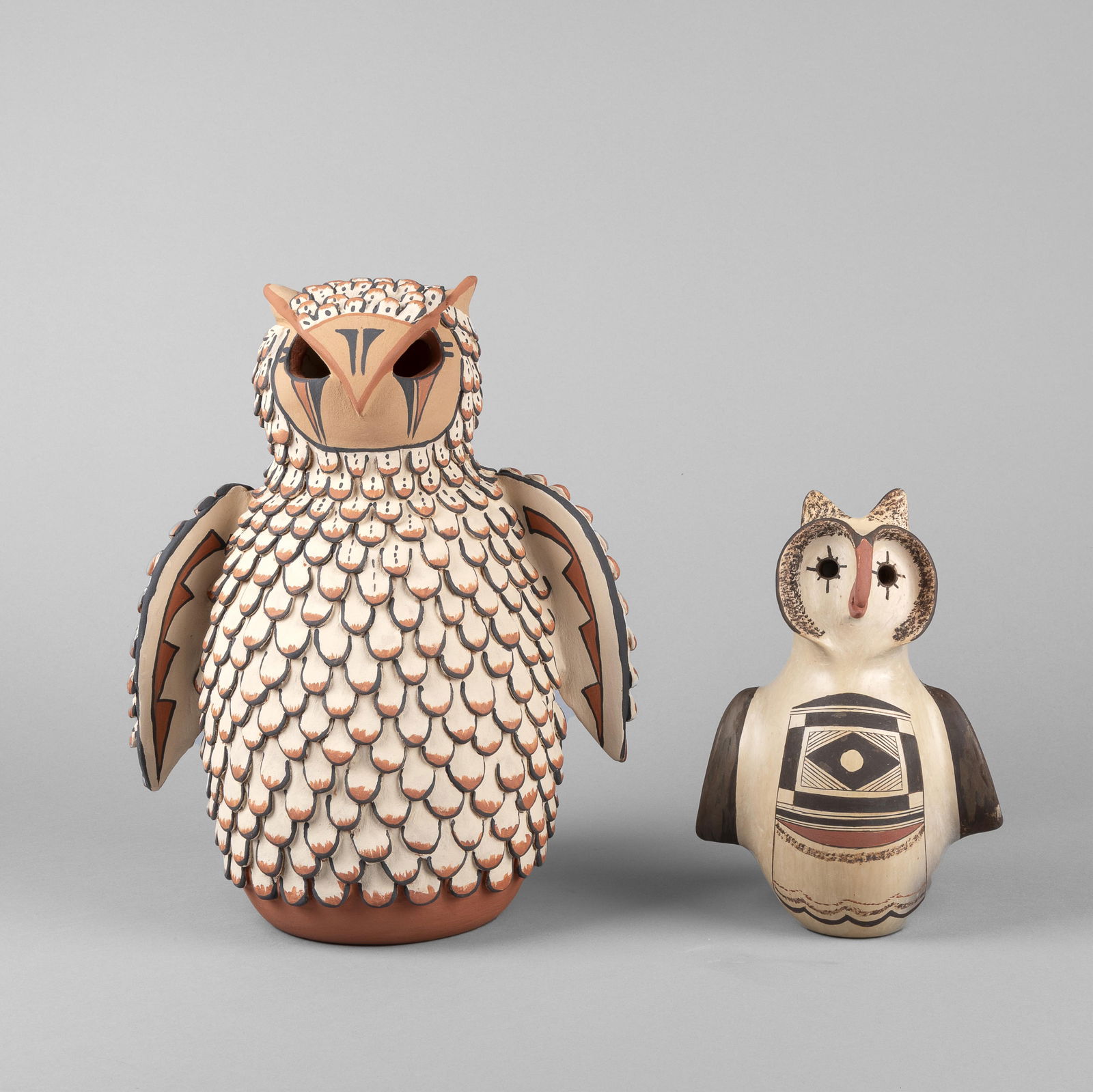Nyla Collateta Nampeyo + Caroline Loretto Seonia, Two Polychrome Pottery Owls (1 of 12)