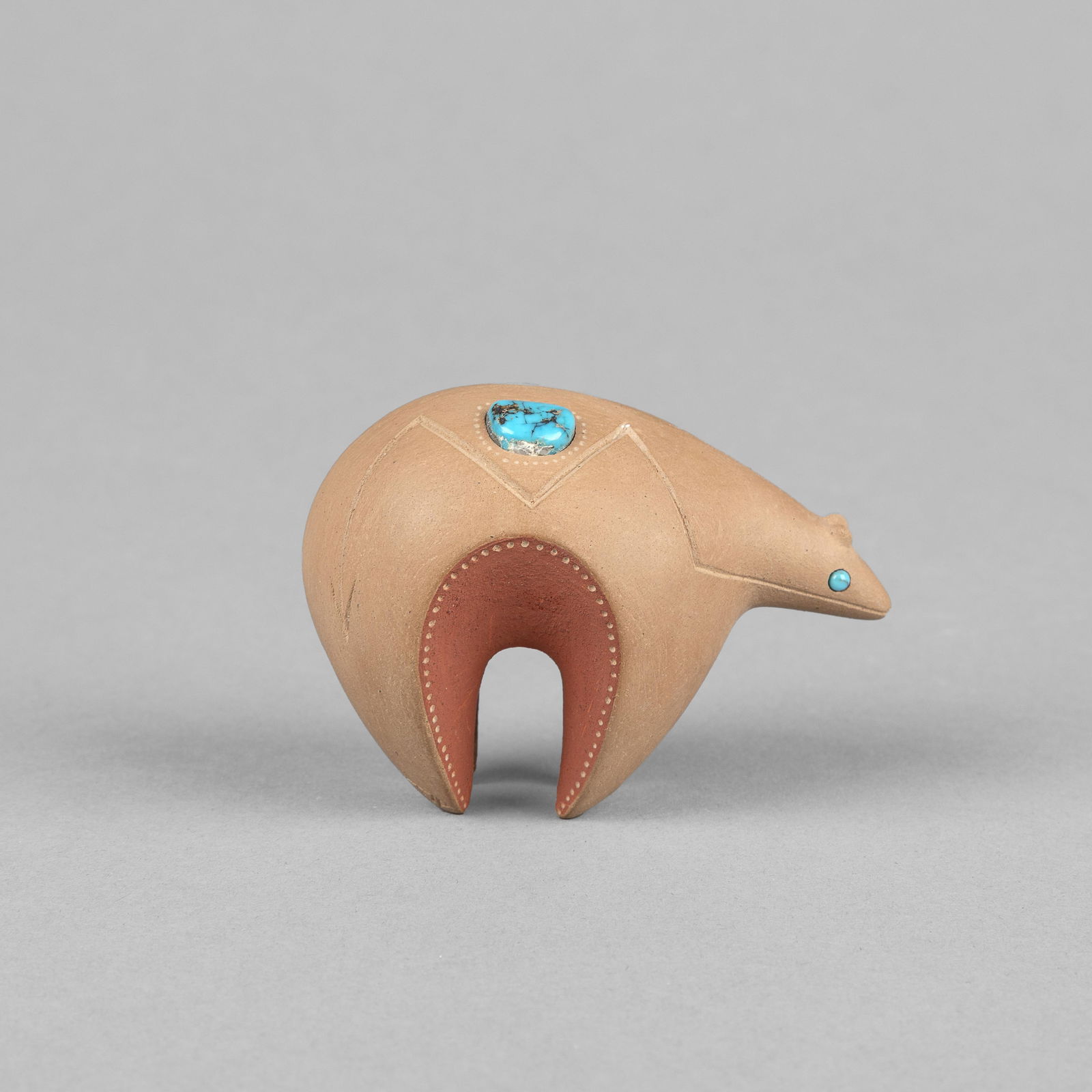 Tony Da, Bear with Inlaid Turquoise (1 of 6)