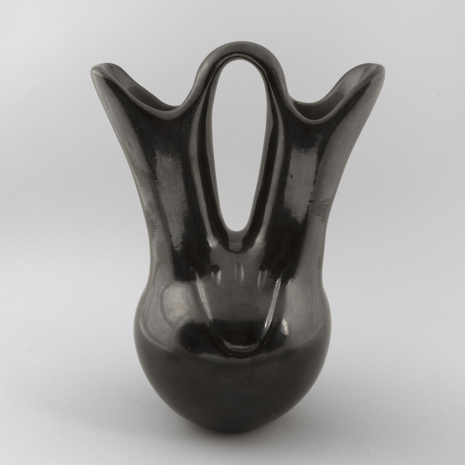 Mary Cain, Blackware Wedding Vase with Bear Paw Design (1 of 4)