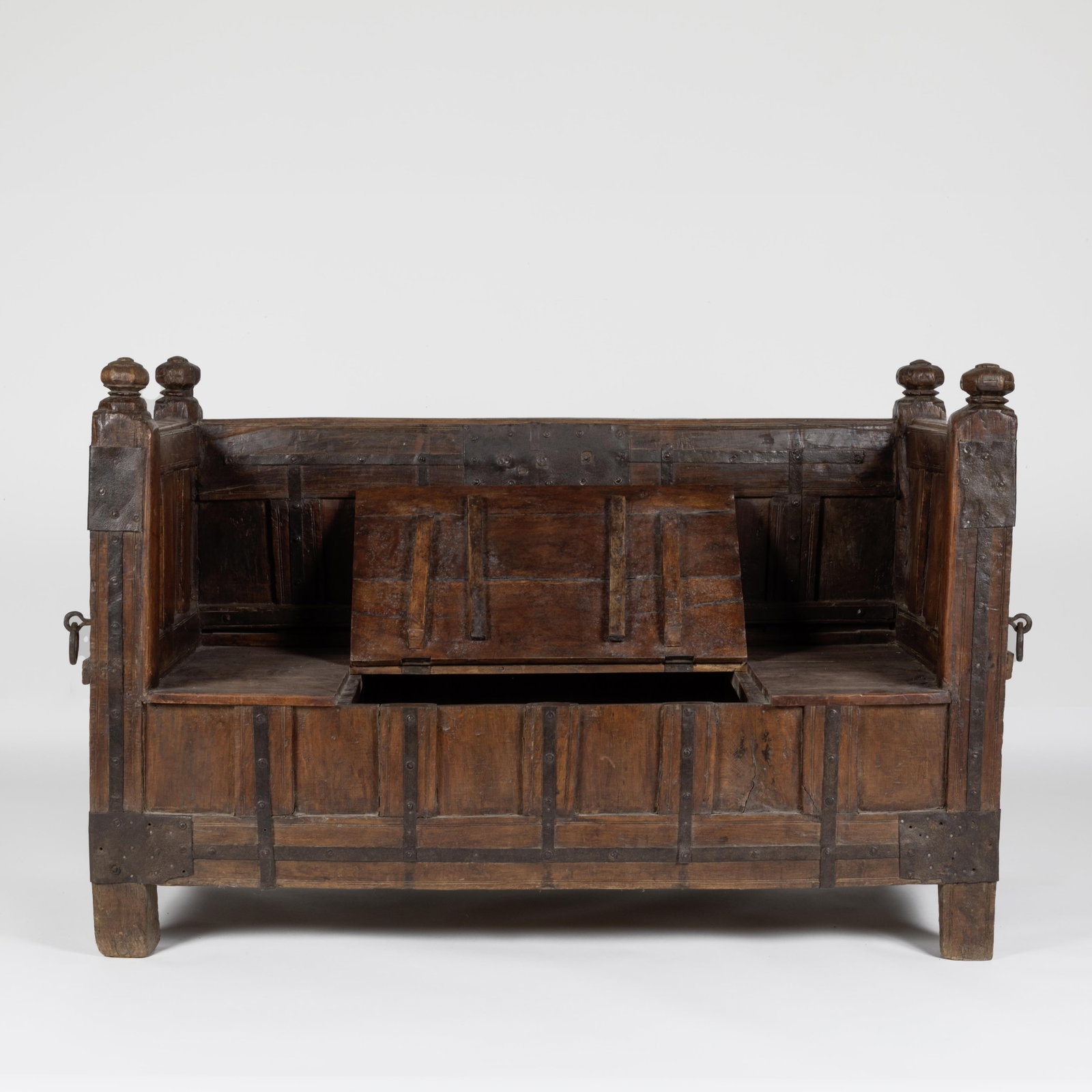 Bench Chest - 2