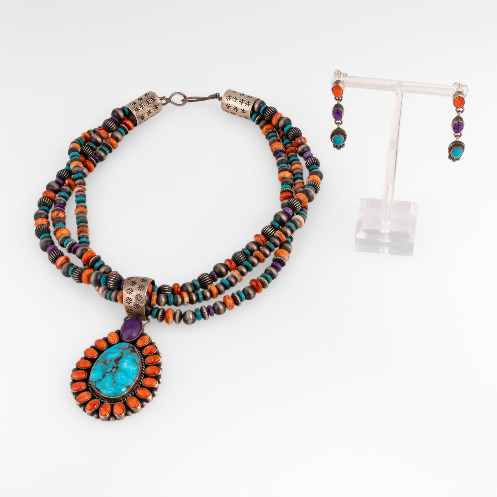 LaRose Ganadonegro, Mixed Stone Jewelry Set: Necklace + Earrings (1 of 2)
