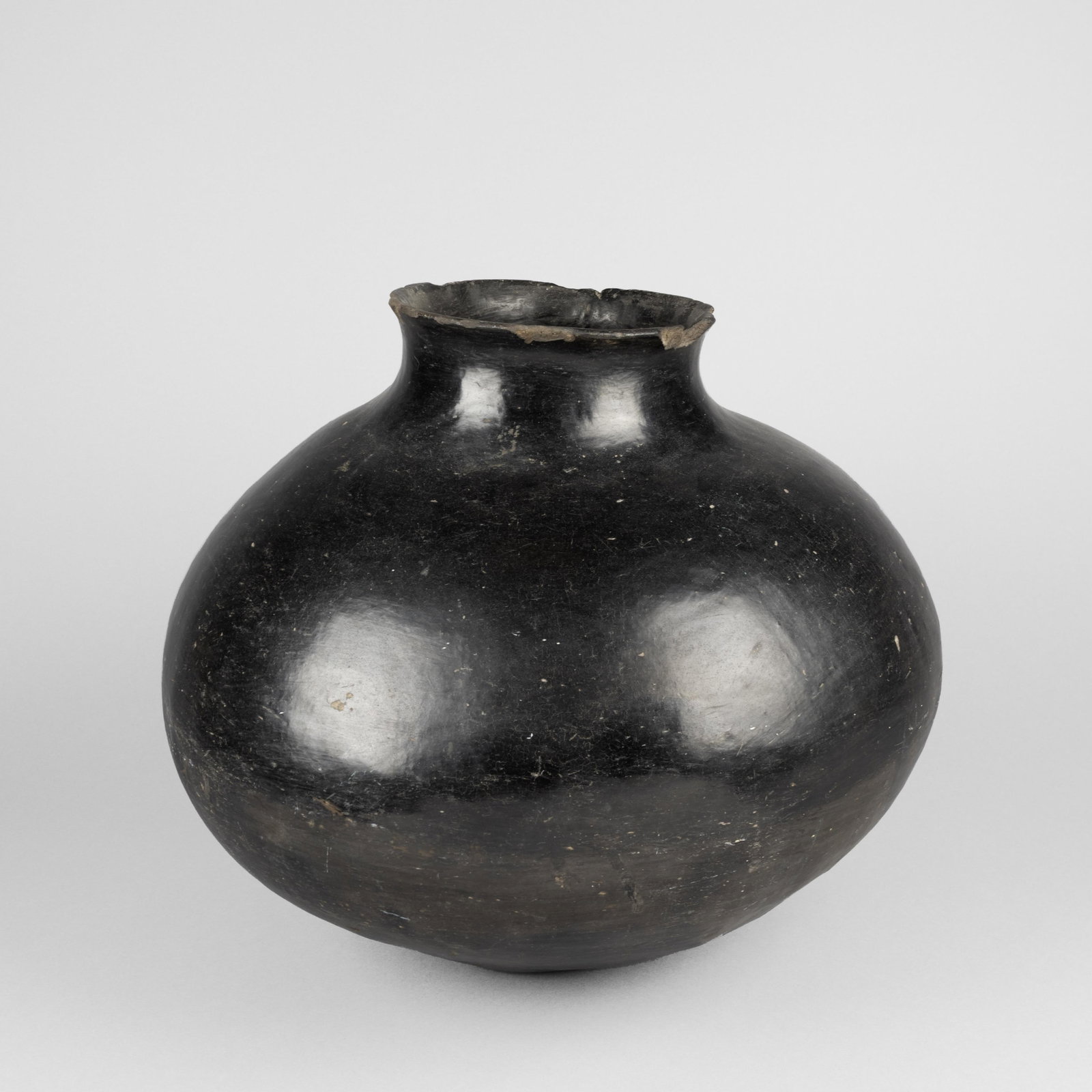 Ohkay Owingeh (San Juan), Large Blackware Storage Jar, ca. 1890 (1 of 11)