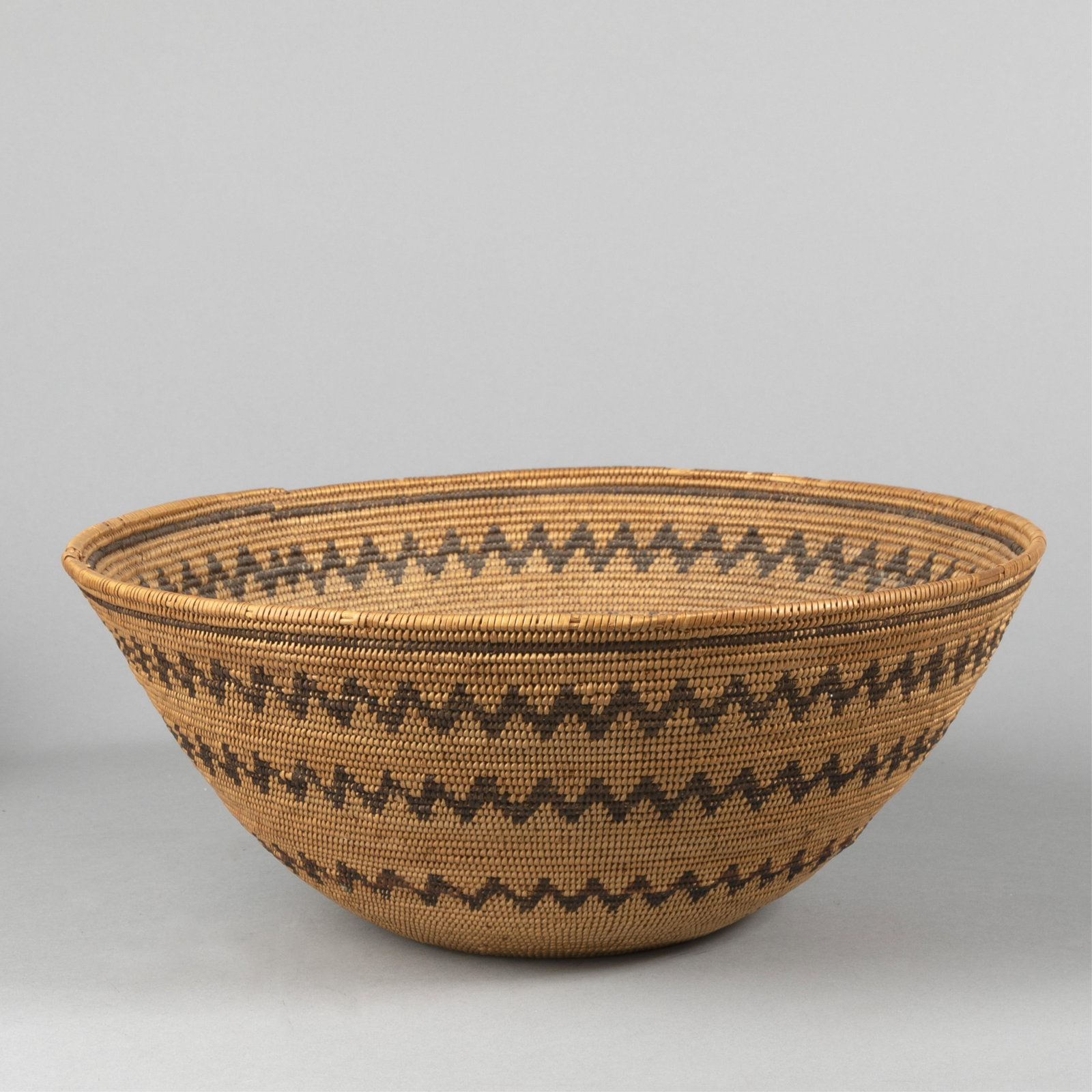 Yokuts, Storm Pattern Basket, ca. 1900 (1 of 2)