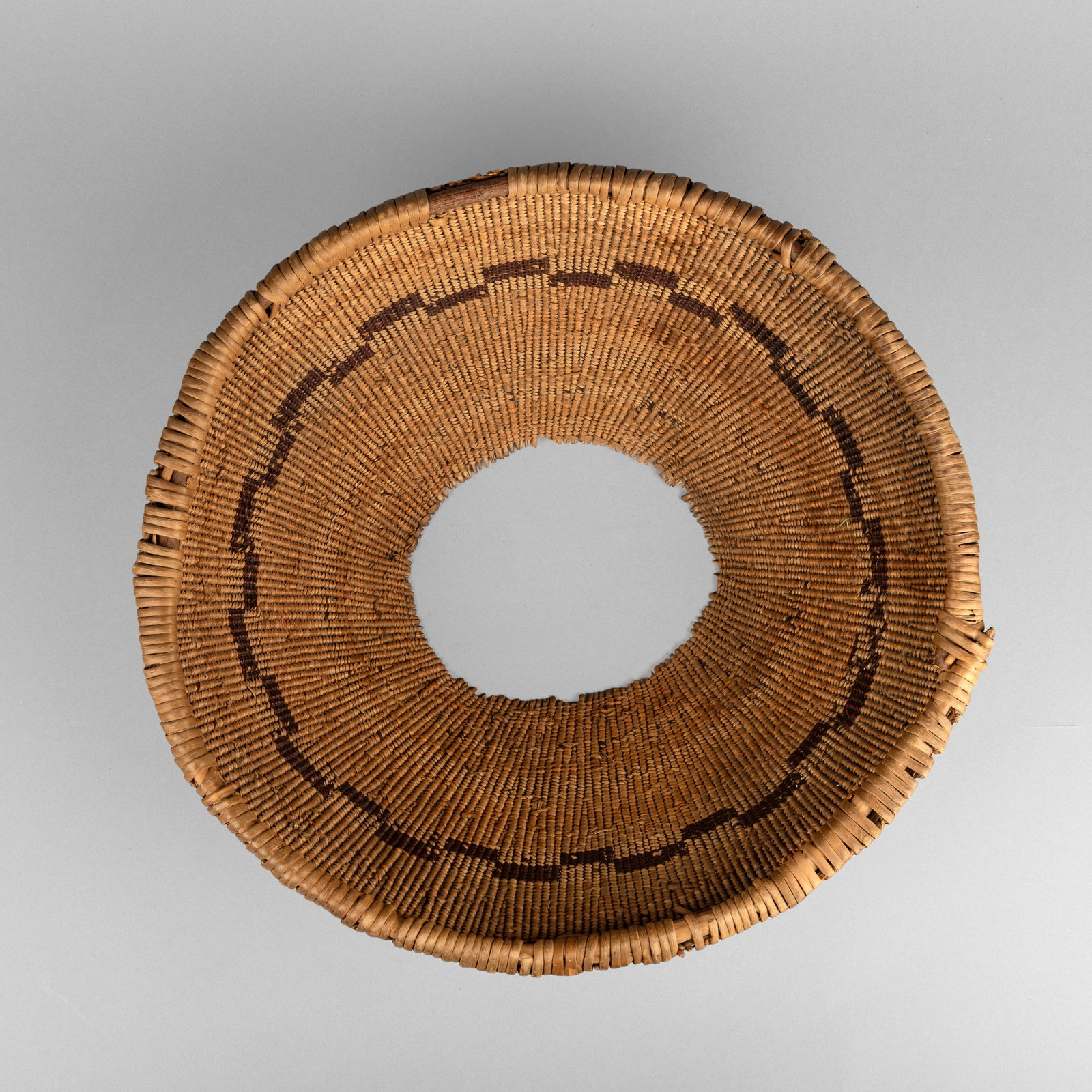 Pomo, Twined Hopper: Pomo Twined Hopper natural fibers height: 6 in. (15.2 cm.), diameter: 19 in. (48.3 cm.) Private Collection, California