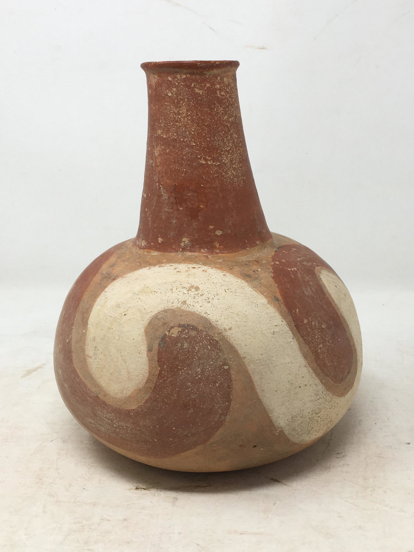 Quapaw Pottery Water Bottle (1 of 5)