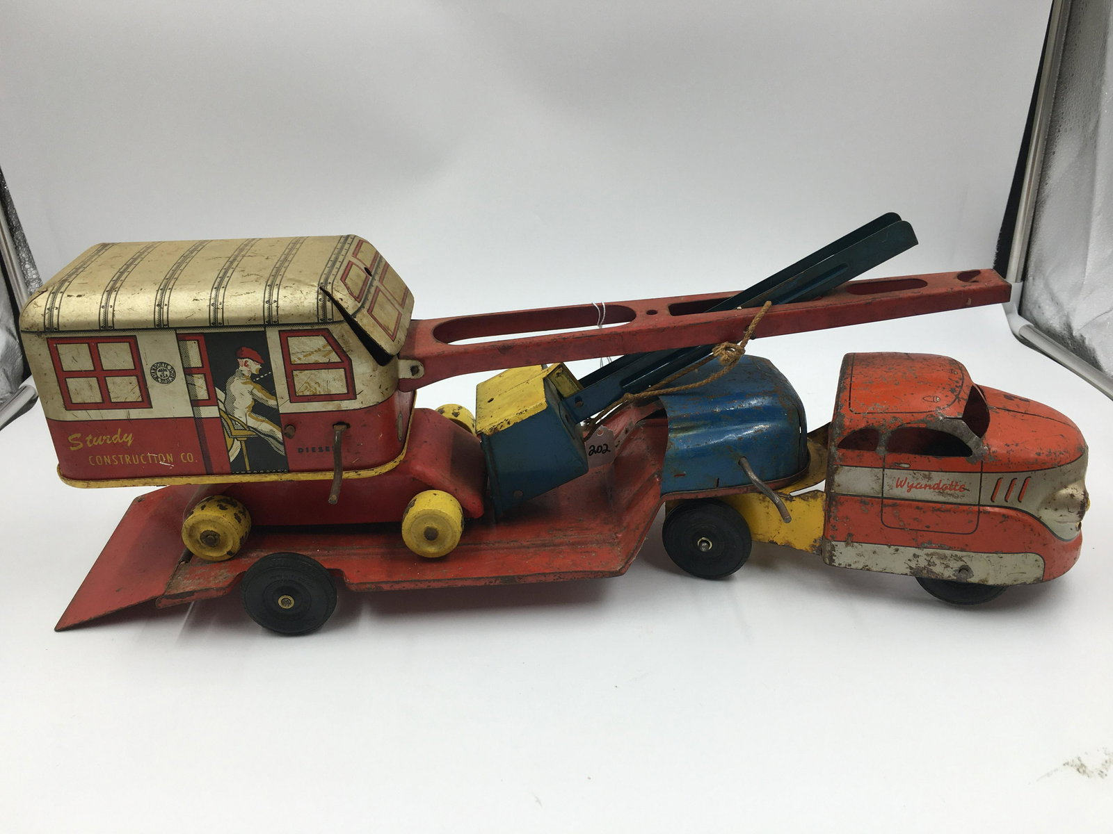 Wyandotte Lowboy Semi & Steam Shovel (1 of 8)