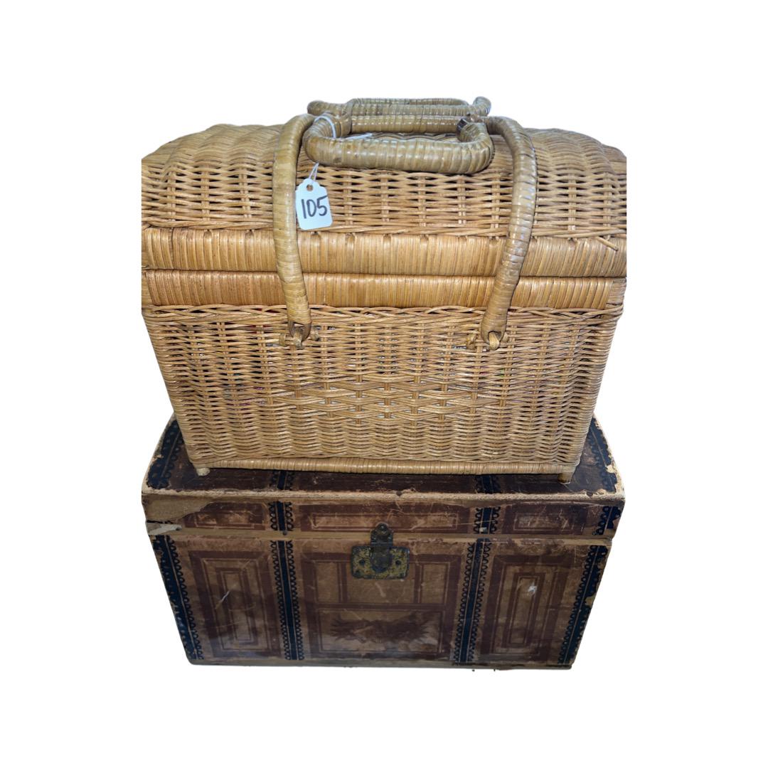(2) Doll Trunks With Contents: (2) Doll Trunks With Contents. Vintage humpback trunk & wicker trunk with hats, small beaded purse, and clothes. Dresses range from 4"H- 12"H.