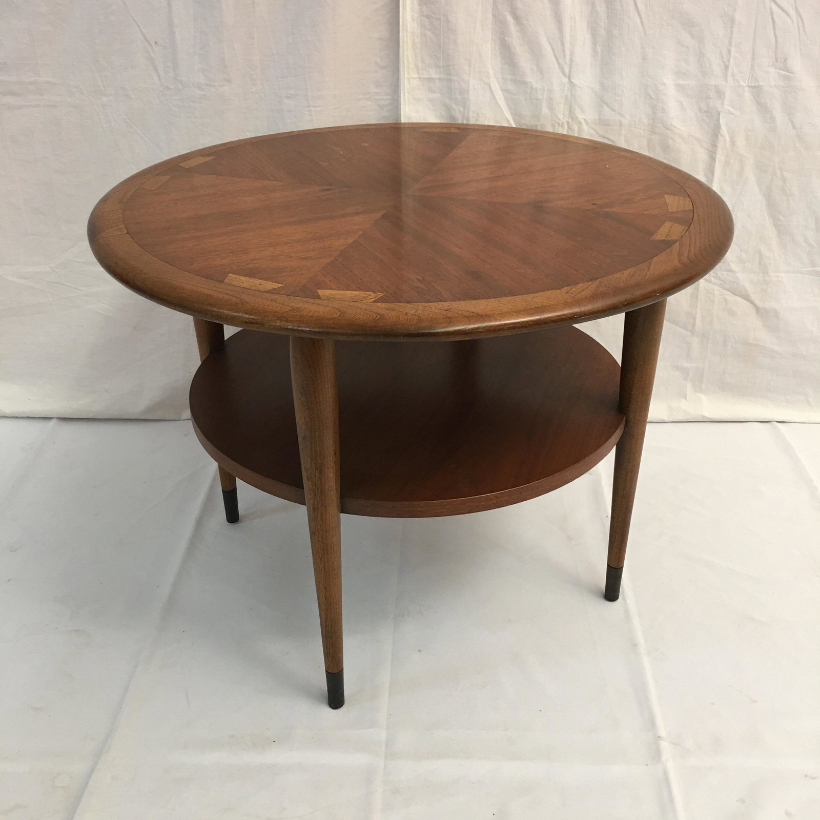 Lane Acclaim Tiered Side Table (1 of 3)