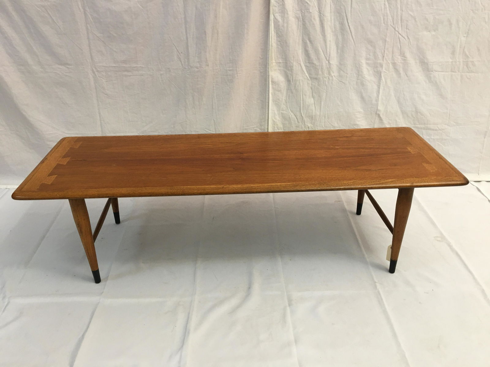Lane Acclaim Coffee Table (1 of 3)