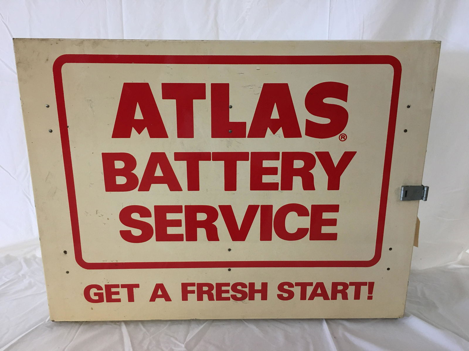 Atlas Battery Service Advertising (1 of 5)