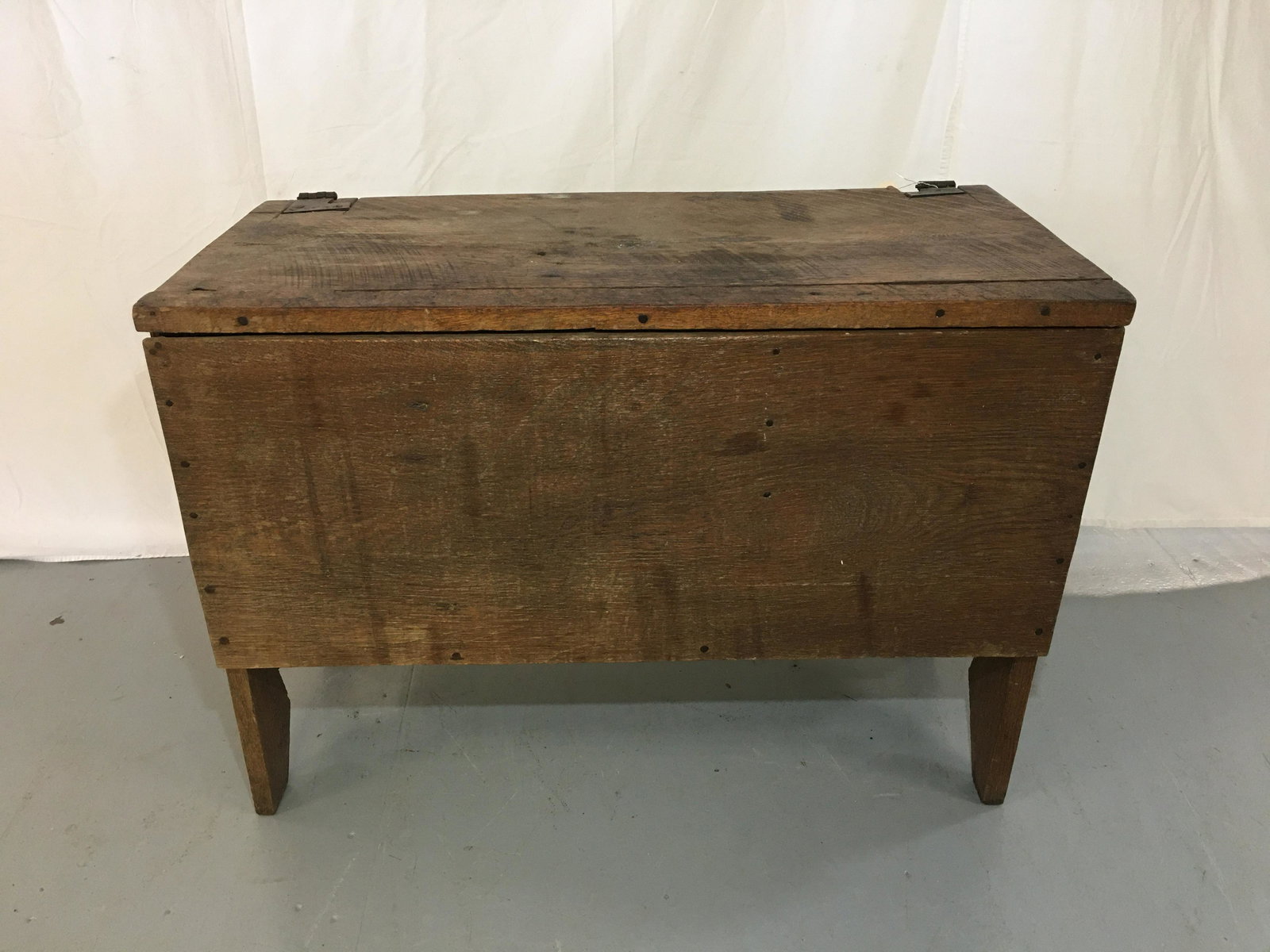 Primitive Divided Meal Bin (1 of 8)