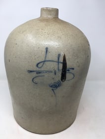 Beehive Stoneware Jug, 4 Gallon Beesting
