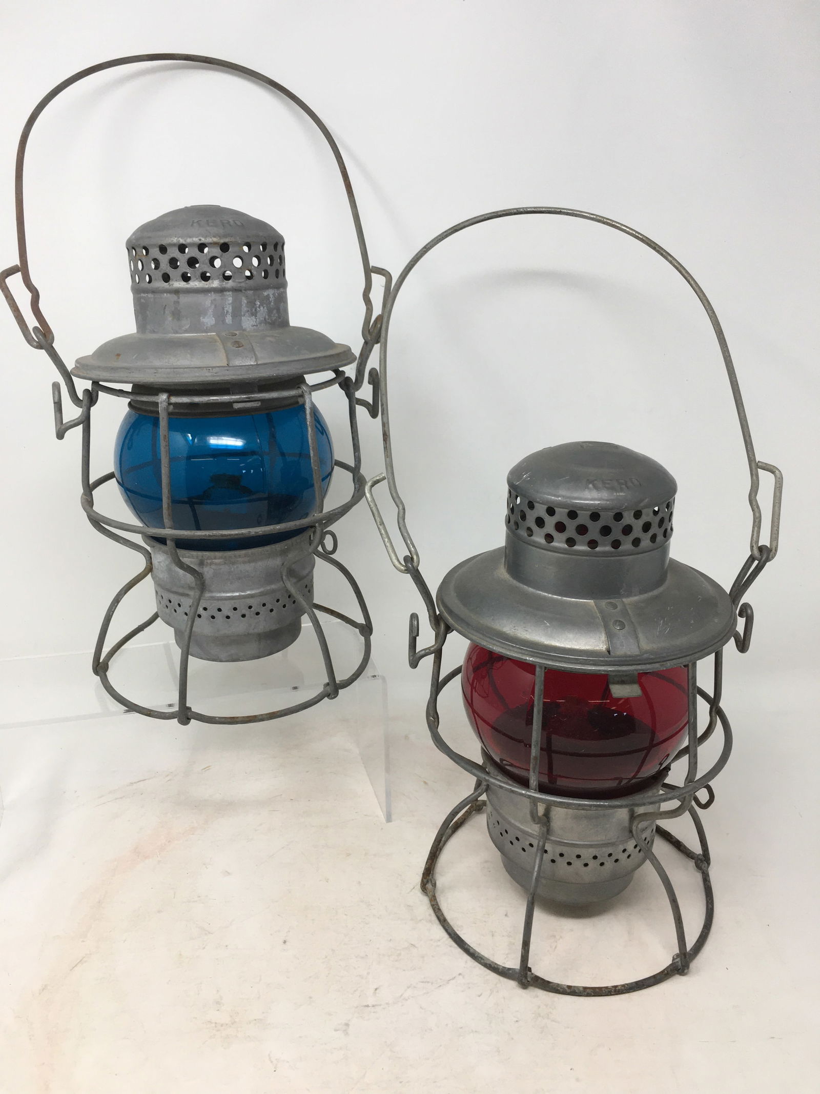 (2) Penn Central Railroad Lanterns, Red & Blue Globes (1 of 5)
