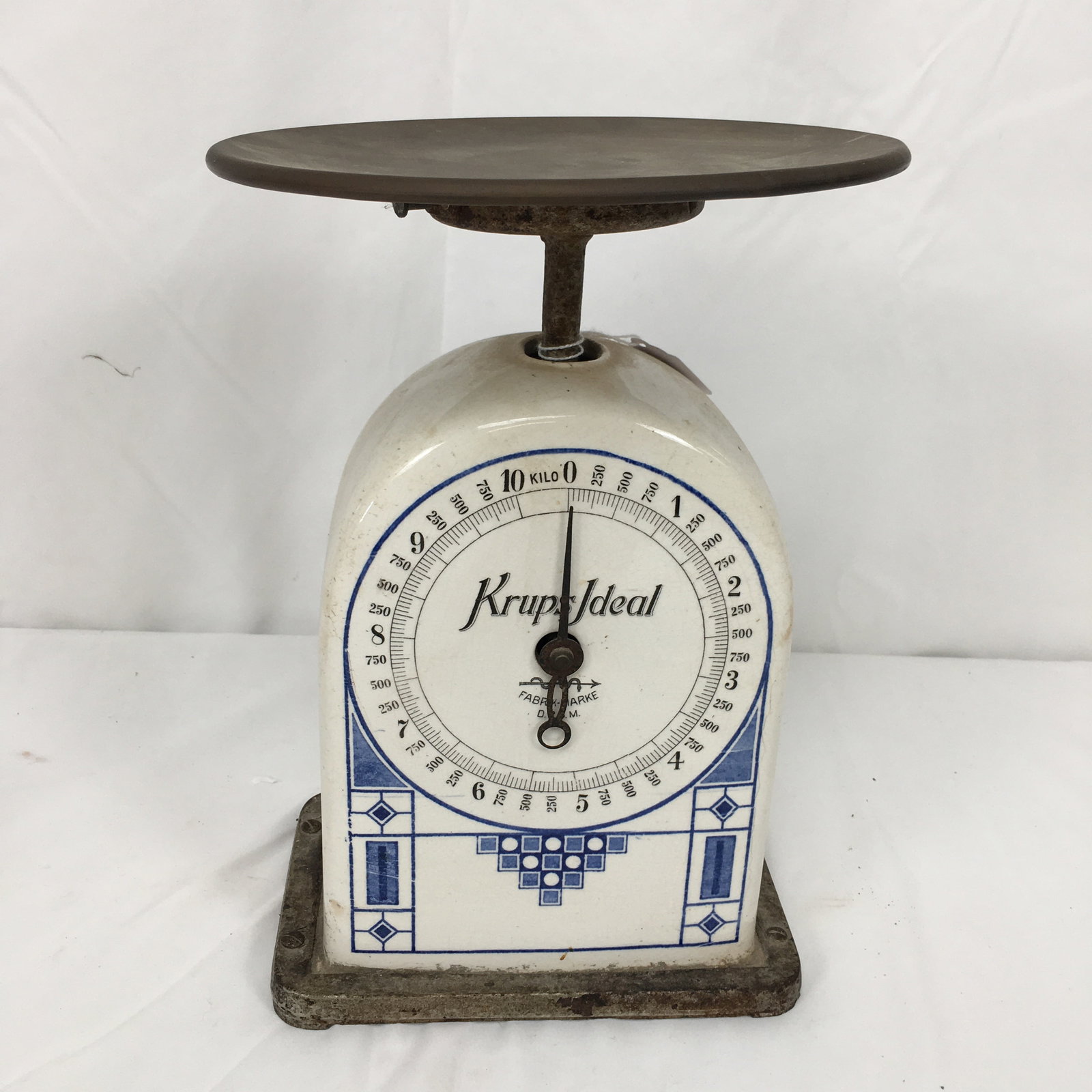 Krups Ideal Kitchen Scales: Krups Ideal Kitchen Scales. Blue & white porcelain. Fabrik-Marke D.R.G.M. Measures in kilos. 8"W x 11"H