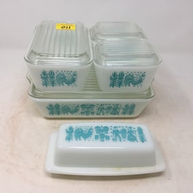 Pyrex Amish Butter Print Refrigerator Dish Set