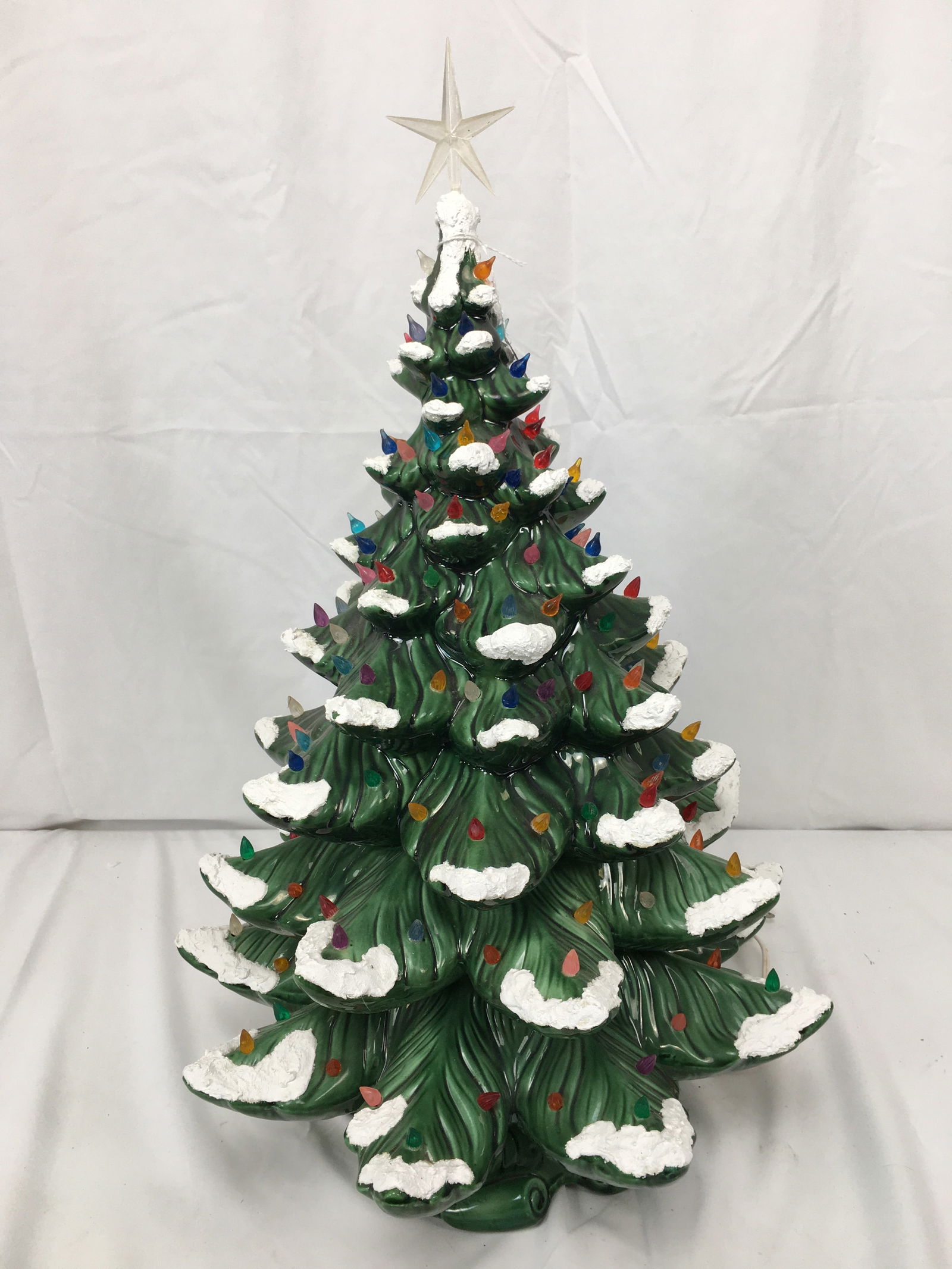 Vintage Ceramic Christmas Tree (1 of 5)