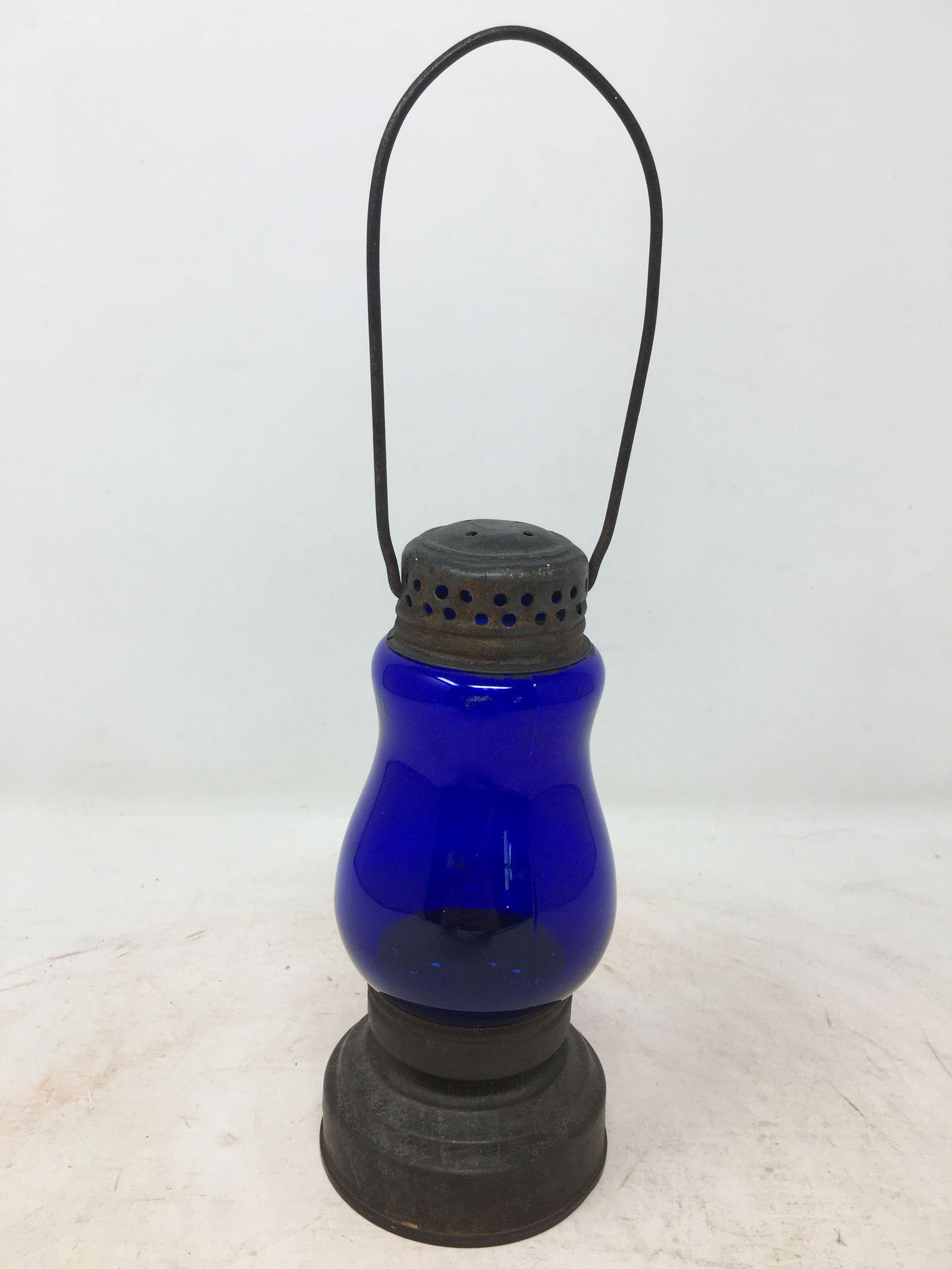 Skater's Lantern, Cobalt Blue Globe (1 of 8)