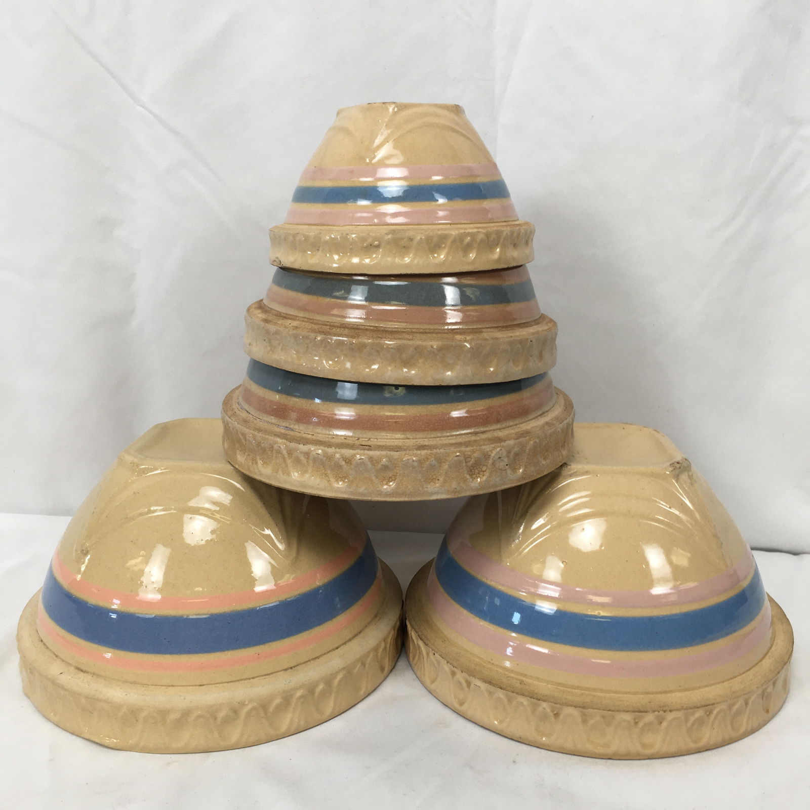 (5) Nesting Stoneware Bowls (1 of 5)