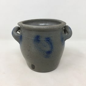 One Pint Cobalt Decorated Stoneware Crock