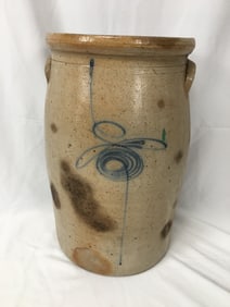 6 Gallon Beesting Stoneware Churn