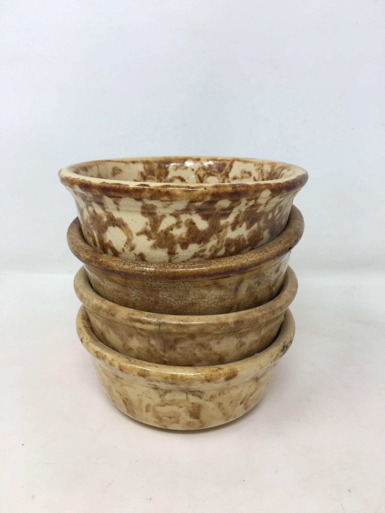 (4) Small Brown Sponged Yellowware bowls (1 of 3)