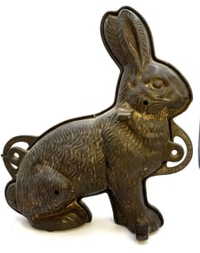 Vintage Griswold Cast Iron Rabbit