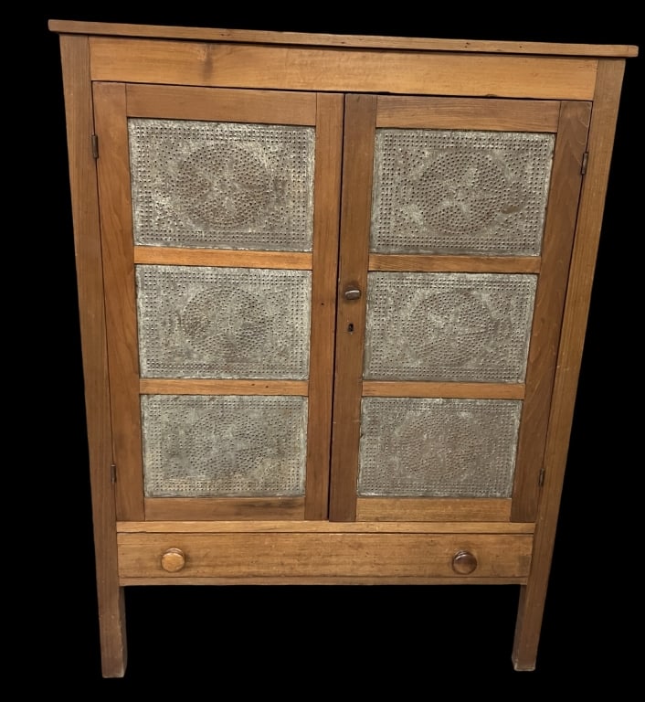 12 Tin Poplar Pie Safe (1 of 2)