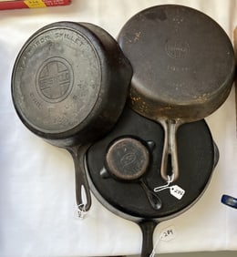 (3) Griswold Skillets & Wagner