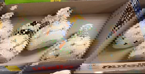 Chalkware String Holders