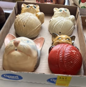 Chalkware String Holders