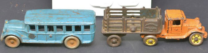 3) Tootsietoy Overland Bus Line Buses