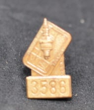 1960 Indy 500 Pit Pass Badge #3586, spark  plug  made by Bastian Bros, Rochester, NY