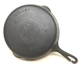 Griswold Skillet No. 8, Large Block